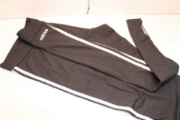 ADIDAS 3S TIGHT SIZE 2XL 24/26 RRP £14.99Condition ReportAppraisal Available on Request- All Items