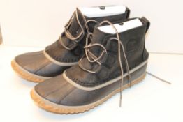 SOREL OUT & ABOUT TRAINERS UK SIZE 6 RRP £59.99Condition ReportAppraisal Available on Request- All