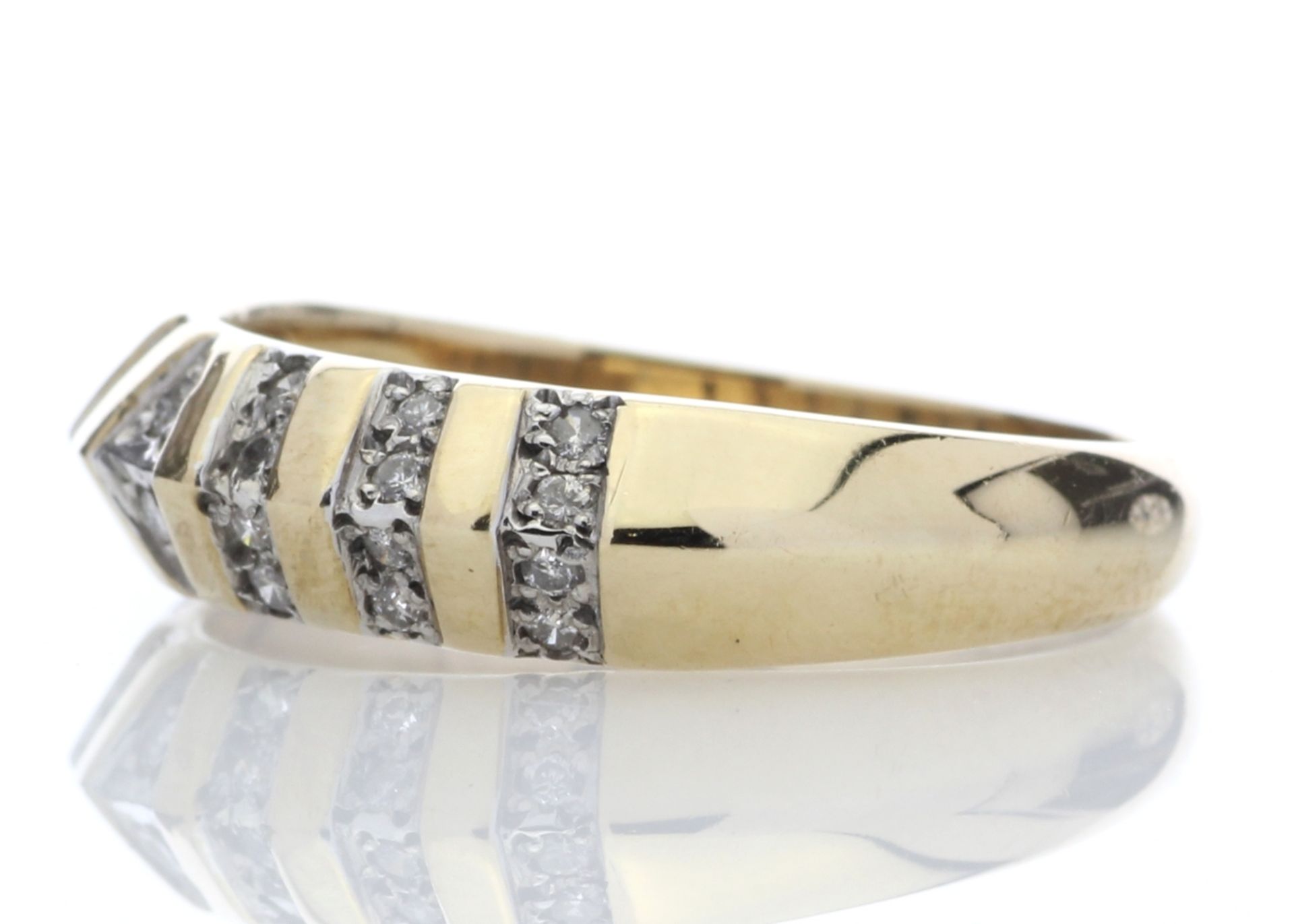 9ct Half Eternity Fancy Diamond Ring 0.21 Carats - Valued by AGI £1,299.00 - 9ct Half Eternity Fancy - Image 3 of 4