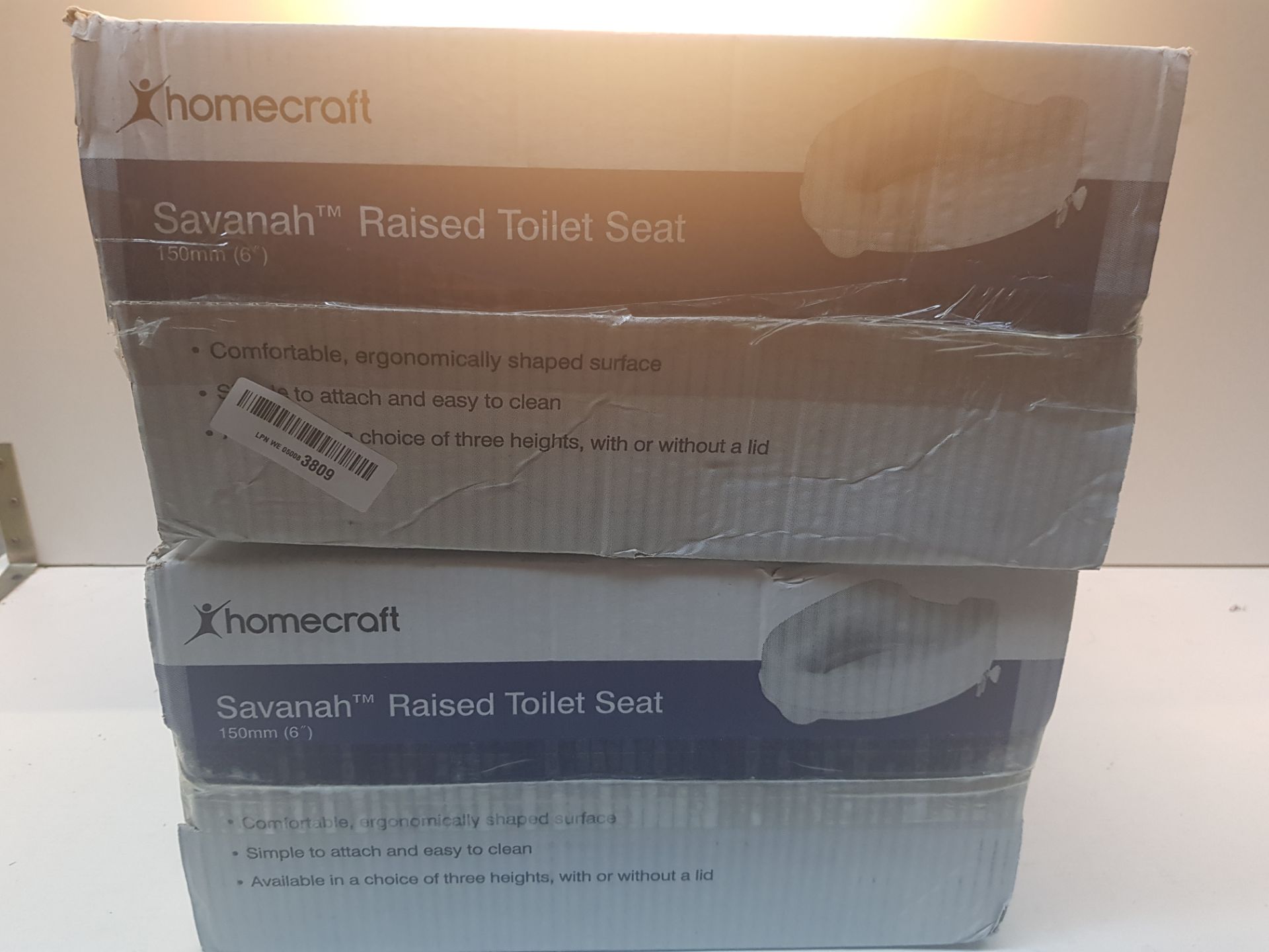 X 2 HOMECRAFT SAVANNAH RASIED TOILET SEATS RRP £32Condition ReportAppraisal Available on Request- - Image 2 of 2