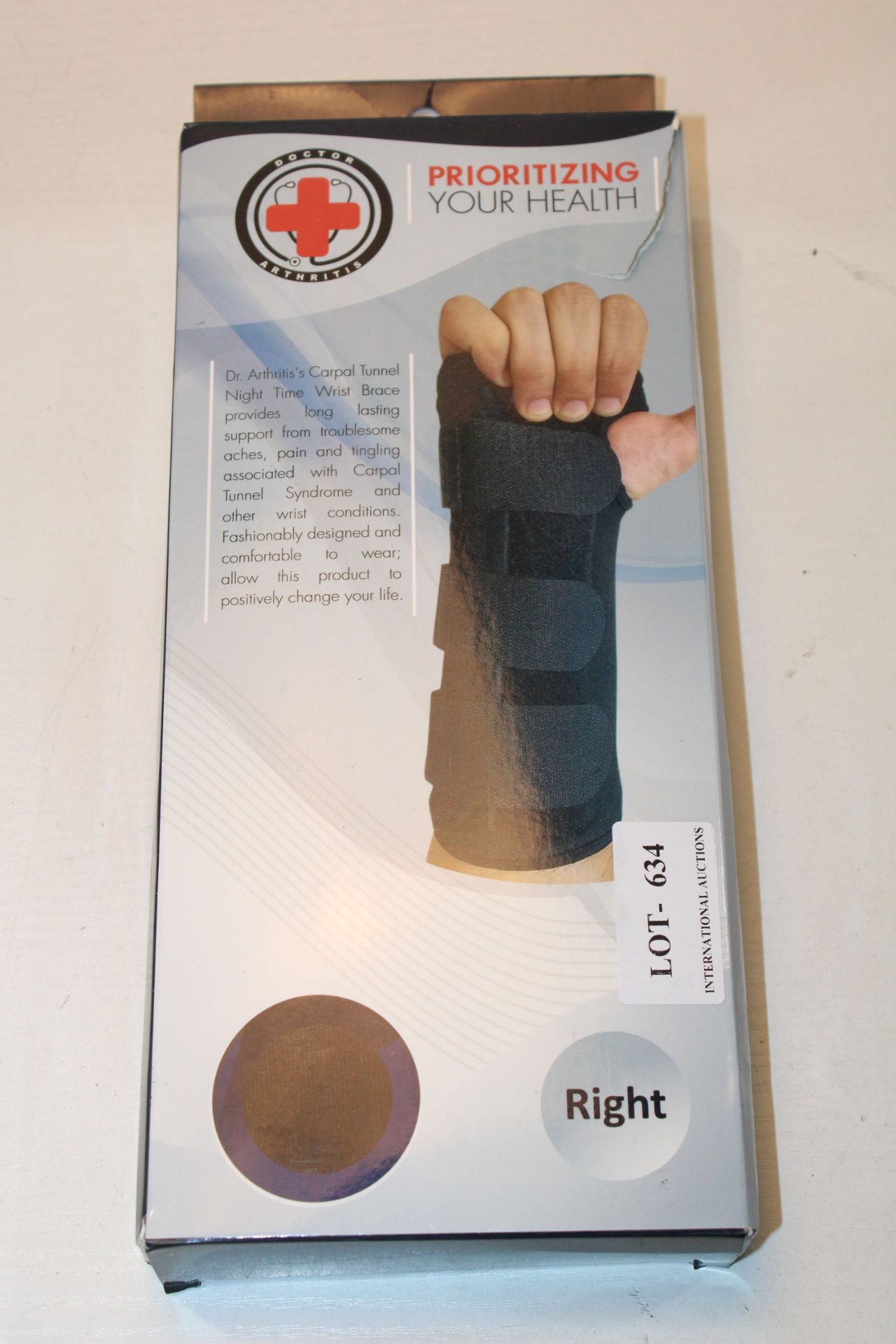 BOXED PRIORITIZING YOUR HEALTH RIGHT SIDE WRIST SUPPORT Condition ReportAppraisal Available on