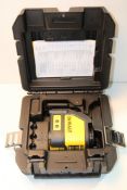 BOXED DEEWALT DW088CG GREEN BEAM CROSS LINE LASER WITH CARRY CASE RRP £169.00Condition
