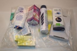 11X ASSORTED ITEMS (IMAGE DEPICTS STOCK)Condition ReportAppraisal Available on Request- All Items