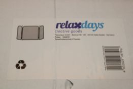 BOXED RELAXDAYS CREATIVE GOODS FIRE GUARD Condition ReportAppraisal Available on Request- All