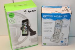 2X BOXED ASSORTED ITEMS TO INCLUDE BELKIN CAR UNIVERSAL MOUNT & GEEMARC AMPLIDECT 295 PHONE
