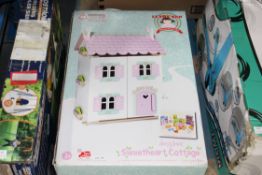 BOXED LE TOY VAN DAISYLANE SWEETHEART COTTAGE RRP £119.95Condition ReportAppraisal Available on