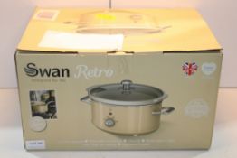 BOXED SWAN RETRO 3.5LITRE SLOW COOKER RRP £34.99Condition ReportAppraisal Available on Request-