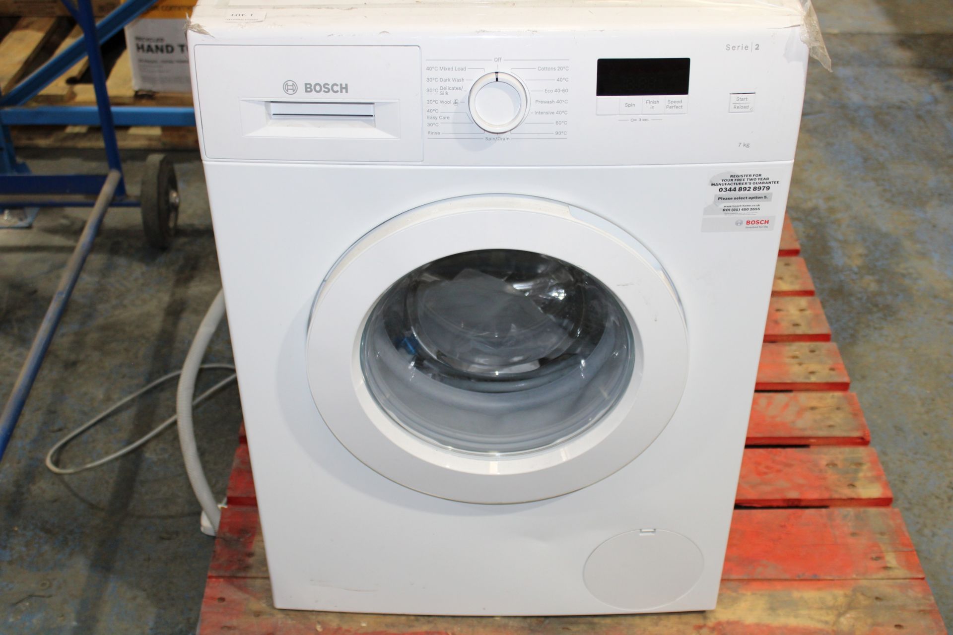 BOSCH SERIE 2 7KG WASHING MACHINE WHITE RRP £329.00Condition ReportAppraisal Available on Request-