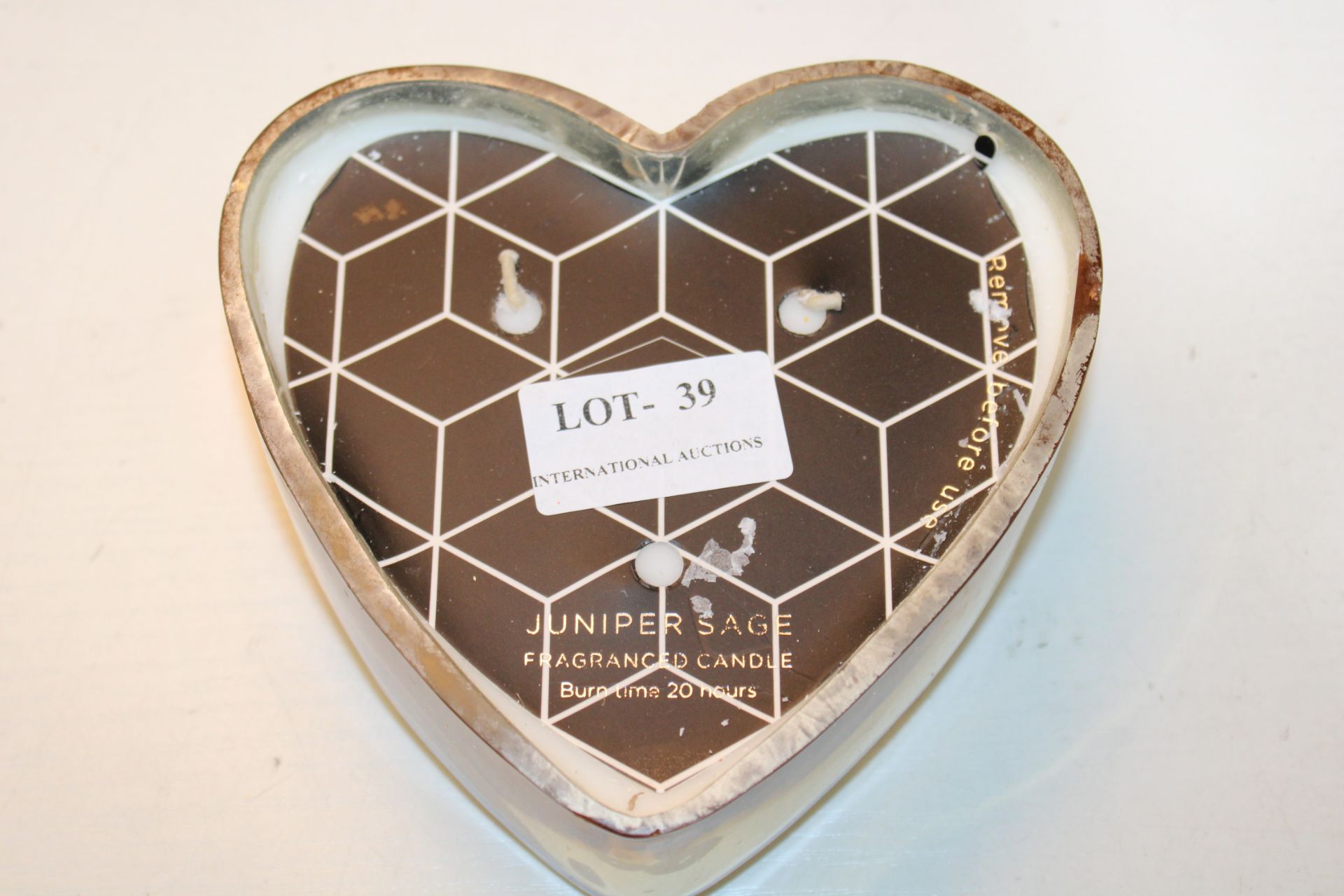 JUNIPER SAGE HEART SHAPED CANDLE Condition ReportAppraisal Available on Request- All Items are