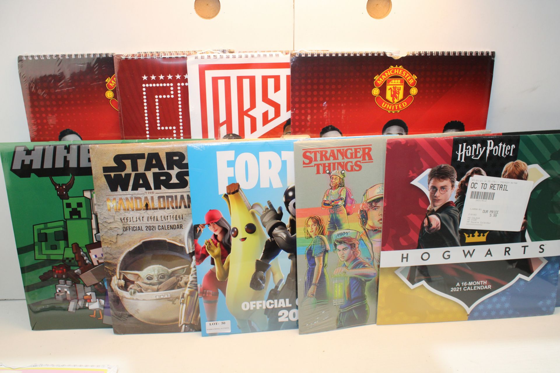 11X ASSORTED CALENDARS TO INCLUDE FORTNITE STAR WARS, ELVIS & OTHER Condition ReportAppraisal