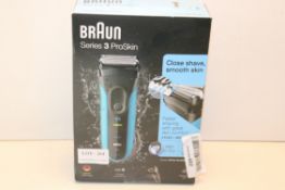 BOXED BRAUN SERIES 3 PROSKIN WET & DRY SHAVER MODEL: 3010S RRP £79.00Condition Report Appraisal