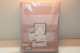 BAGGED AT HOME COLLECTION MCKAY DUVET SET SUPER KING SIZE RRP £29.99Condition Report Appraisal