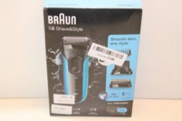 BOXED BRAUN S3 SHAVE & STYLE WET & DRY SHAVER MODEL: 3010BT RRP £49.99Condition Report Appraisal