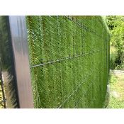 BOXED ARTIFICIAL FENCE 1M INDIVIDUAL PIECESRRP £50 Condition ReportAppraisal Available on Request-