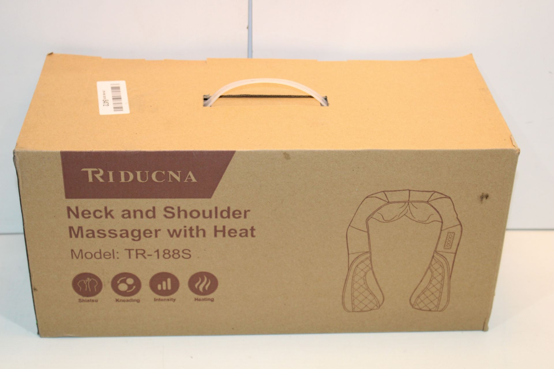 BOXED REDUCNA NECK AND SHOULDER MASSAGER WITH HEAT MODEL: TR-188S RRP £49.00Condition