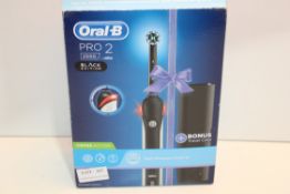 BOXED ORAL B PRO 2 2500 BLACK EDITION POWERED BY BRAUN TOOTHBRUSH RRP £40.00Condition