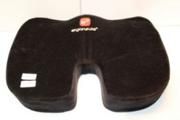 UNBOXED ERGONAUTS CUSHION Condition ReportAppraisal Available on Request- All Items are Unchecked/