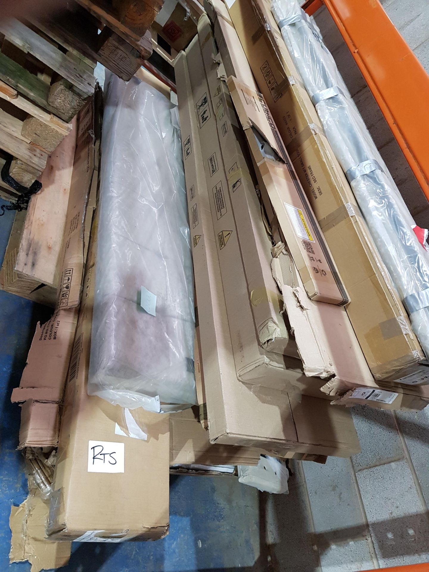 ONE PALLET OF PART LOTS NO ITEMS ON THIS PALLET ARE A FULL SET (WILL NEED OVERSZIED PALLET
