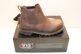 BOXED V12 FOOTWEAR UK SIZE 9 DEALER BOOT STEEL TOE CAP Condition ReportAppraisal Available on