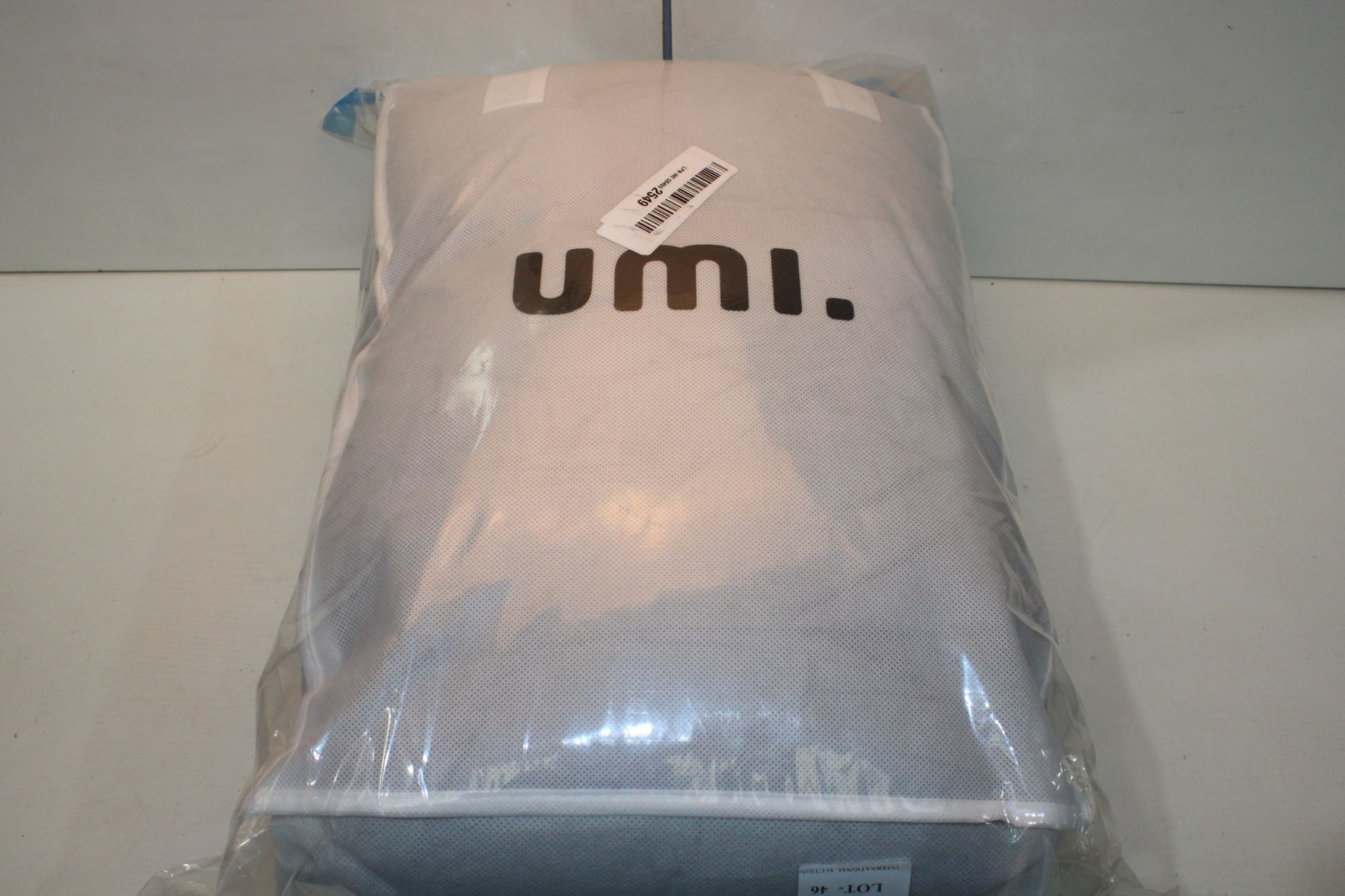 UNBOXED UMI BED SET (UNKNOWN SIZE)Condition ReportAppraisal Available on Request- All Items are