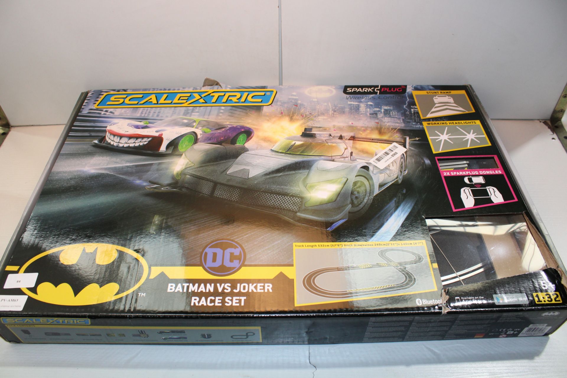BOXED SCALEXTRIC DC BATMAN VS JOKER RACE SET 1:32 RRP £104.99Condition ReportAppraisal Available