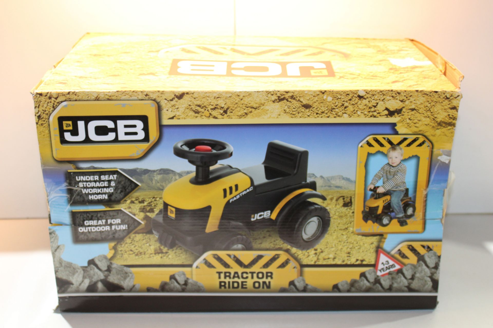 BOXED JCB TRACTOR RIDE ON Condition ReportAppraisal Available on Request- All Items are Unchecked/