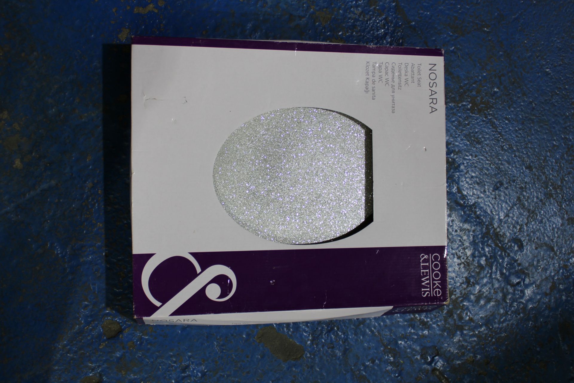BOXED COOKE & LEWIS NOSARA TOILET SEAT Condition ReportAppraisal Available on Request- All Items are - Image 2 of 2