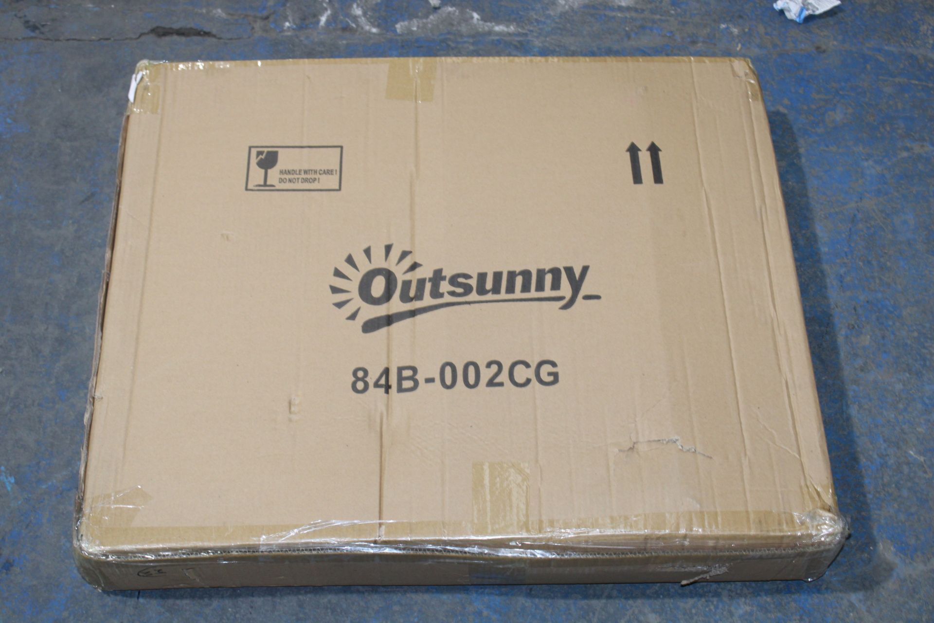 BOXED OUTSUNNY FABRIC FOLDING GARDEN CHAIR RRP £39.99 (AS SEEN IN WAYFAIR)Condition - Image 2 of 2