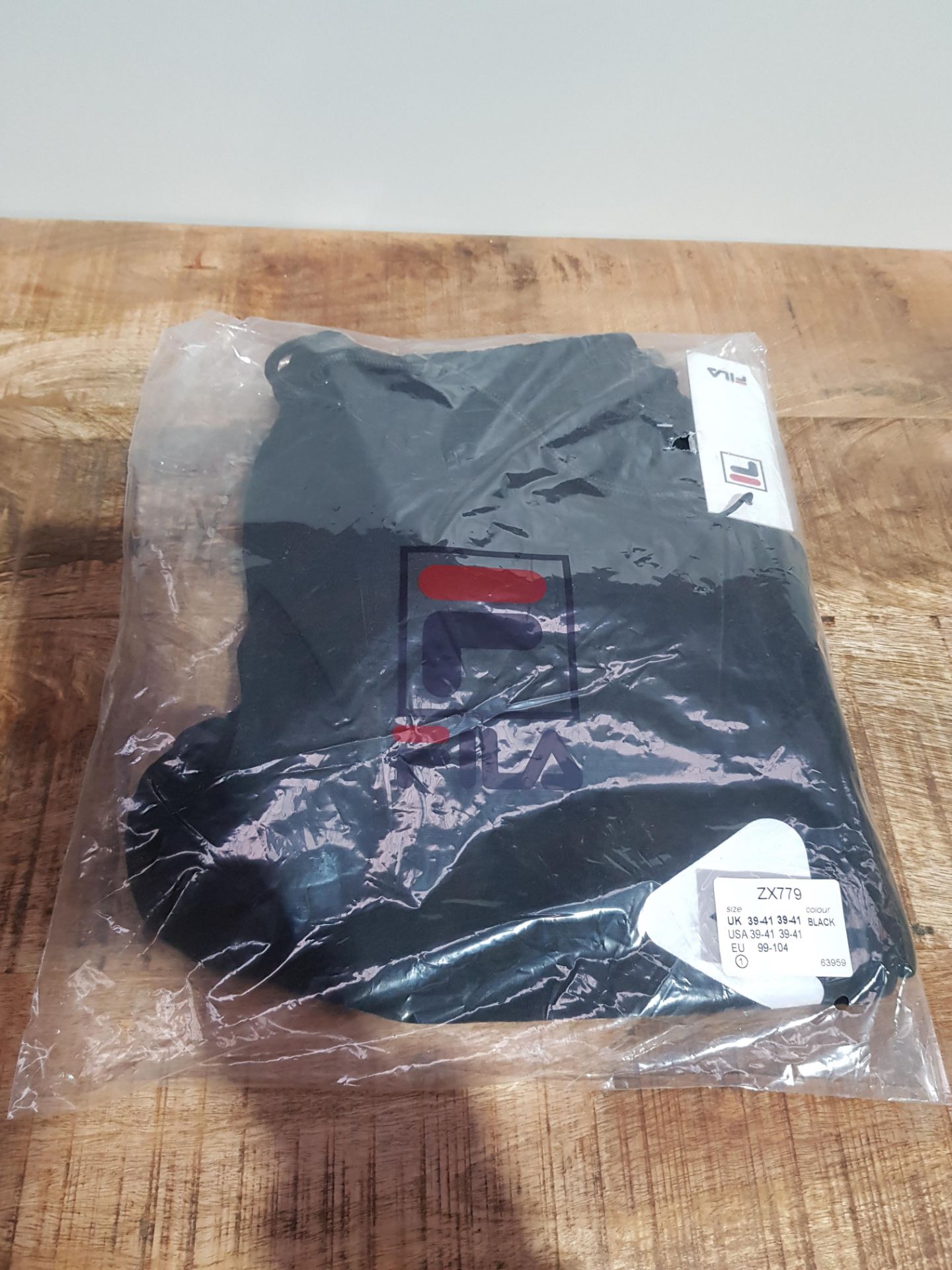 BRAND NEW FILA MENA JOGGERS SIZE MEDIUM (ZX779)Condition ReportBRAND NEW - Image 2 of 2