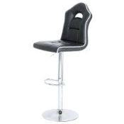 BOXED SONGMICS BAR CHAIR ITEM NO.: LJB63BUK RRP £94.99 (AS SEEN IN WAYFAIR)Condition ReportAppraisal