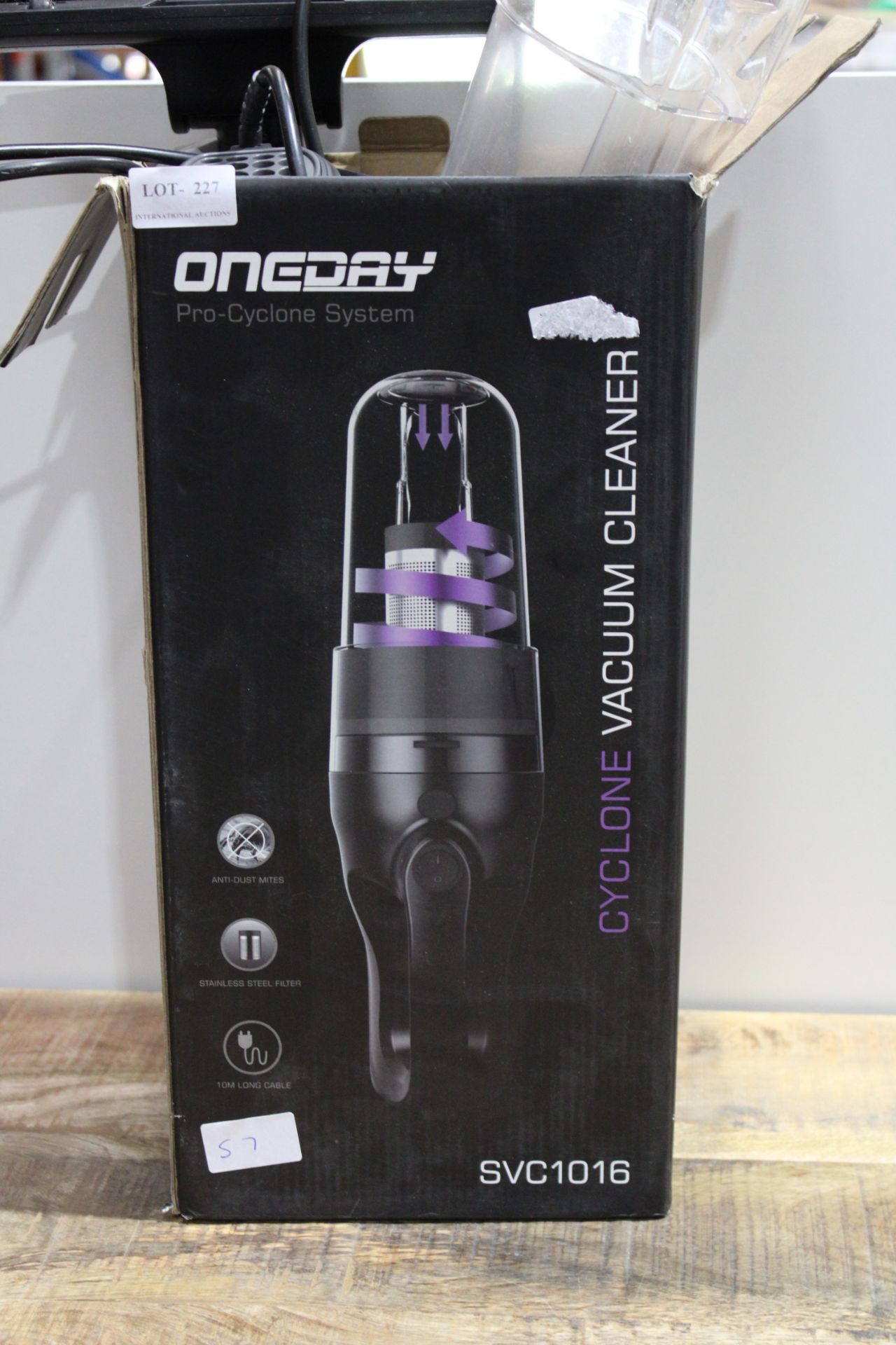 ONEDAY CYCLONE VACUUM CLEANER RRP £65.99Condition ReportAppraisal Available on Request- All Items - Image 2 of 2