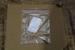 DECORATIVE GOLD TONE COLLARETTE NECKLACE Condition ReportBRAND NEW