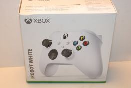 Xbox Wireless Controller â€“ Robot White Â£49.98Condition ReportAppraisal Available on Request-