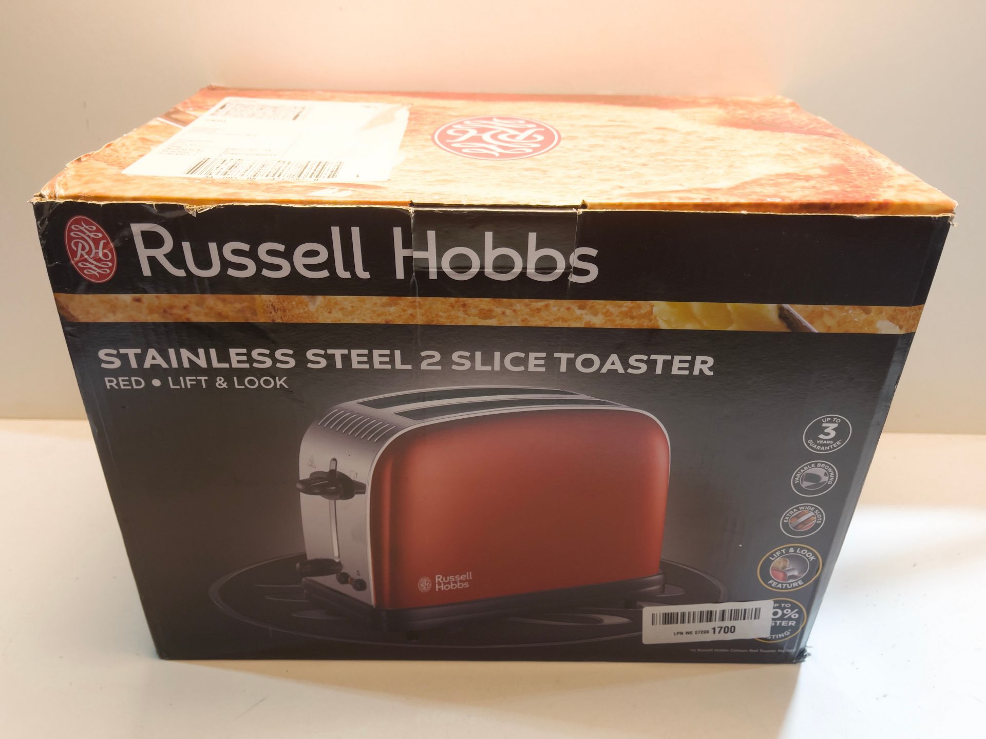 Russell Hobbs 23330 Stainless Steel 2 Slice Toaster, Red Â£34.00Condition ReportAppraisal