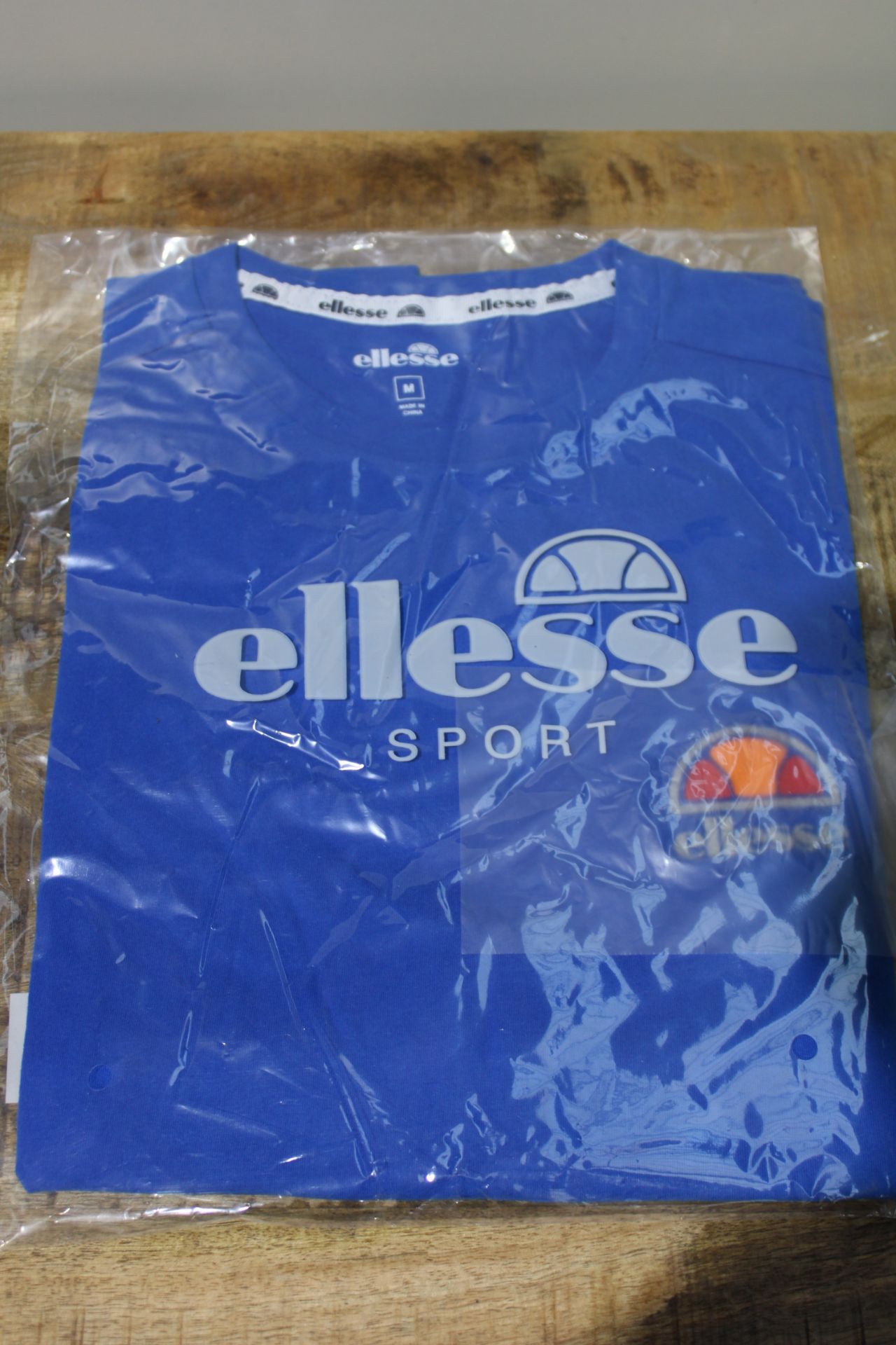 BRAND NEW ELLESSE SPORT BLUE T-SHIRT Condition ReportBRAND NEW