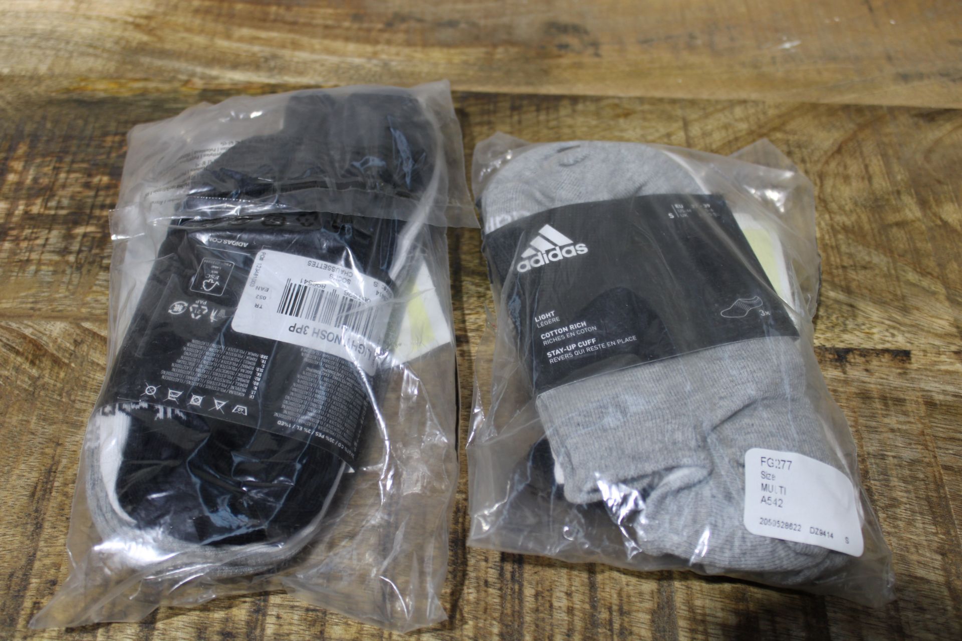 BRAND NEW X 6 PAIRS ADIDAS TRAINER SOCKS SIZE 5-6Condition ReportBRAND NEW