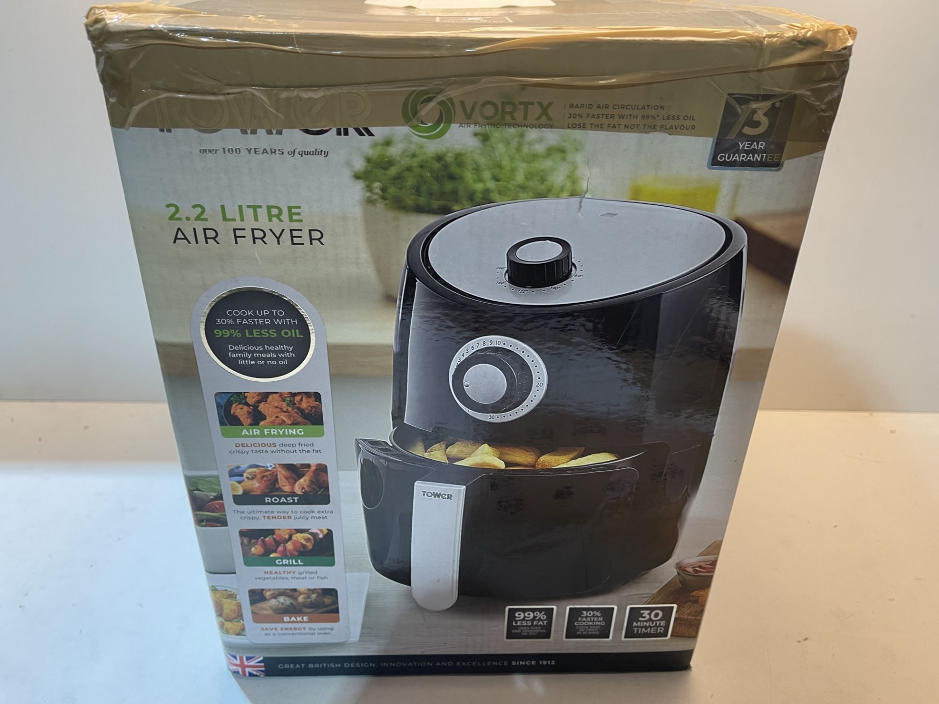 Tower T17023 Air Fryer Oven with Rapid Air Circulation and 30 Min Timer, 2.2 Litre, Black £44.