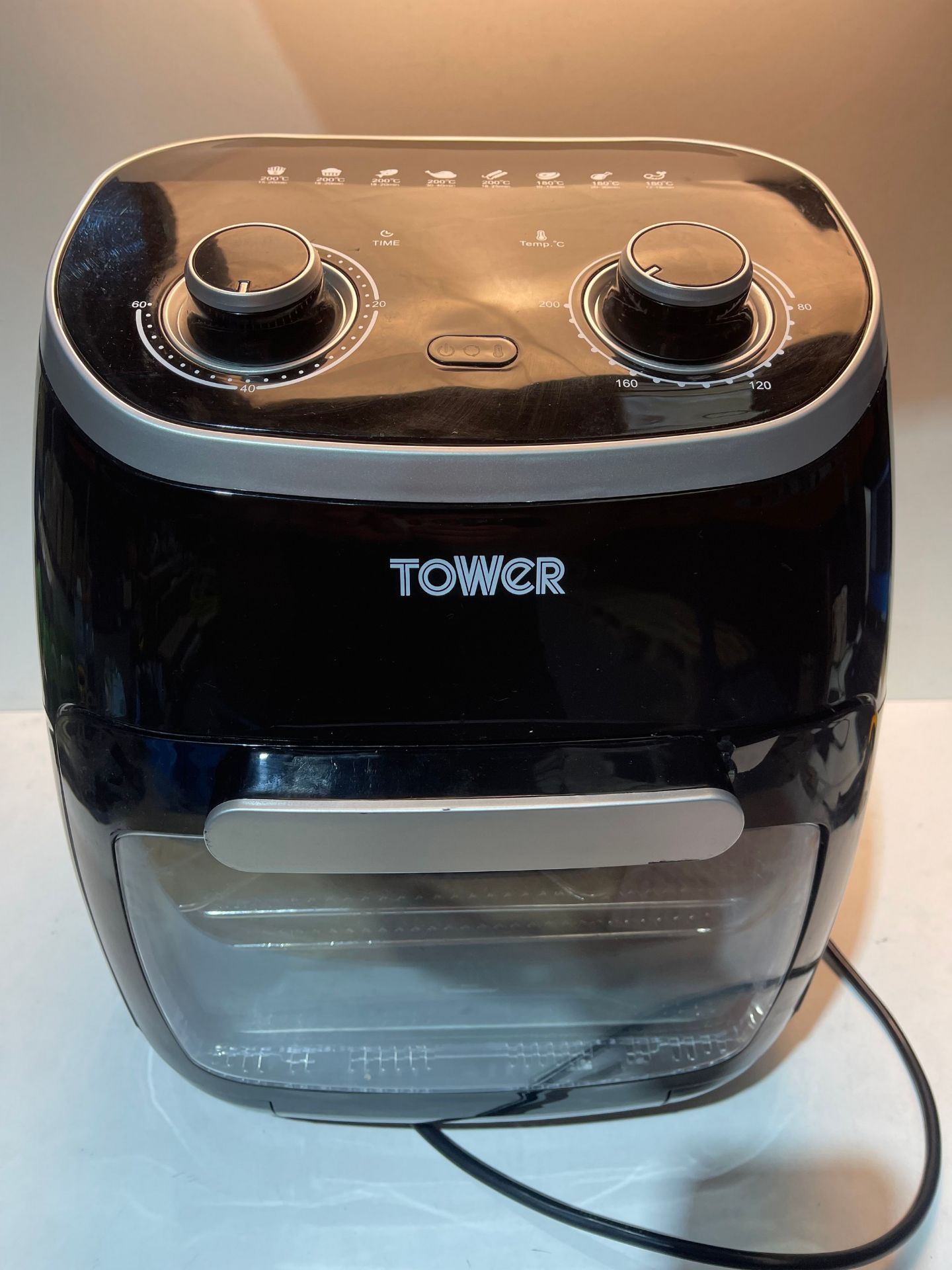 Tower T17038 5-in-1 Air Fryer Oven with Rapid Air Circulation, Manual Control and 60 Minute Timer,