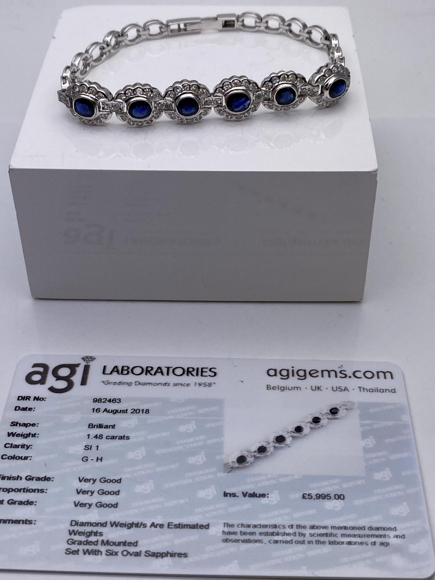 ***£5995.00*** 18CT WHITE GOLD LADIES DIAMOND AND SAPPHIRE VINTAGE STYLE BRACELET, SET WITH 1.