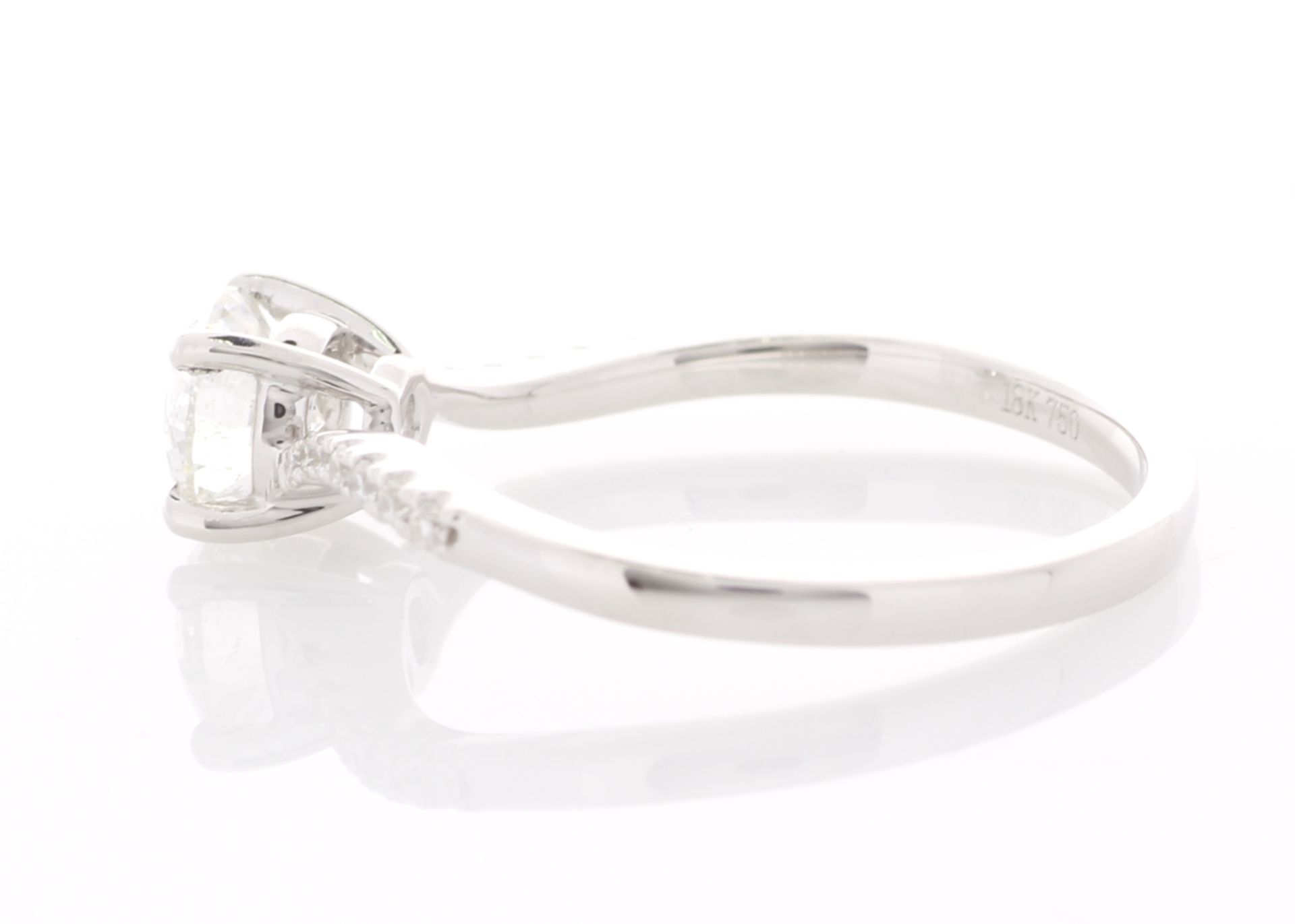 18ct White Gold Single Stone Prong Set With Stone Set Shoulders Diamond Ring ((0.64) 0.73 Carats - - Image 2 of 6