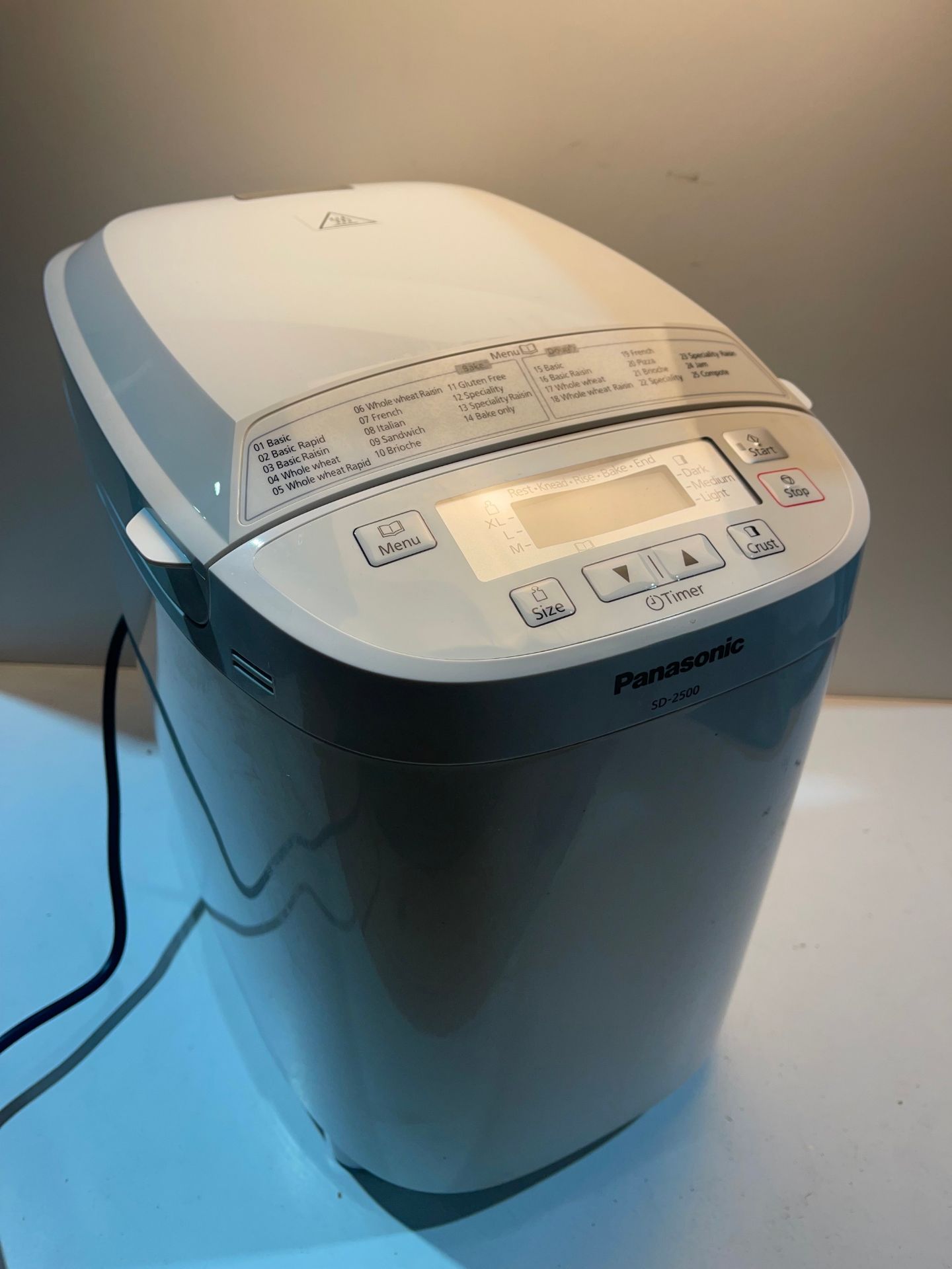 Panasonic SD-2500WXC Compact Breadmaker with Gluten Free Programme, White £100.82Condition