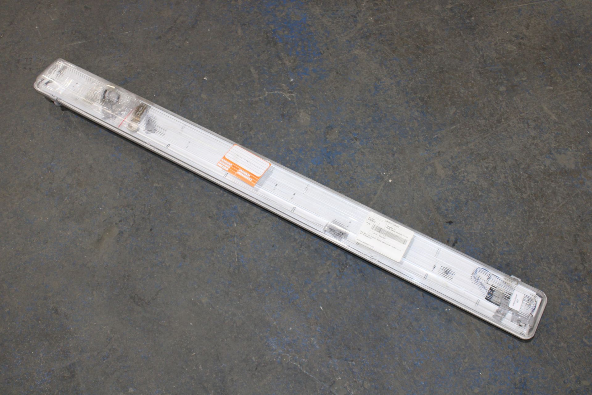 LED T8 Battens 3000LM 20KHrs (2x18W) 1200MM TwinCW £38.61Condition ReportAppraisal Available on