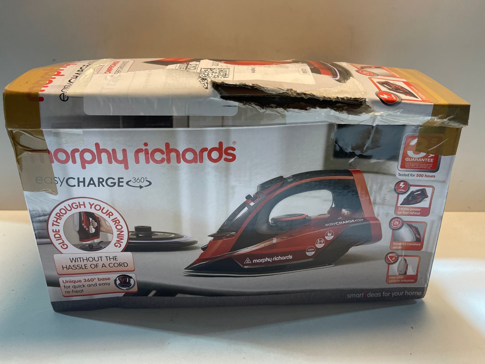 Morphy Richards 303250 Cordless Steam Iron easyCHARGE 360 Cord-Free, 2400 W, Red/Black £41.