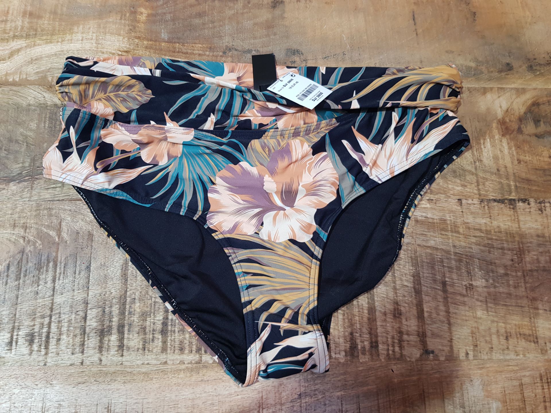 NEXT BIKINI BOTTOMS SIZE 18 RRP £12Condition ReportAppraisal Available on Request- All Items are