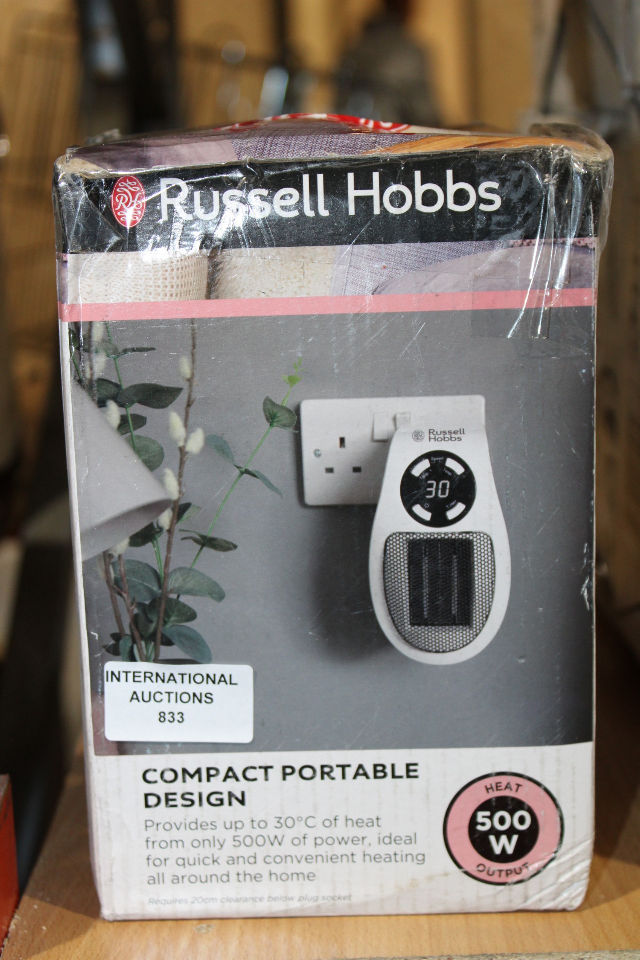 BOXED RUSSELL HOBBS COMPACT PORTABLE DESIGN PORTABLE PLUG IN HEATER