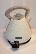 RRP £29.99 Morphy Richards Vector Pyramid Kettle 108132 Traditional Kettle Cream