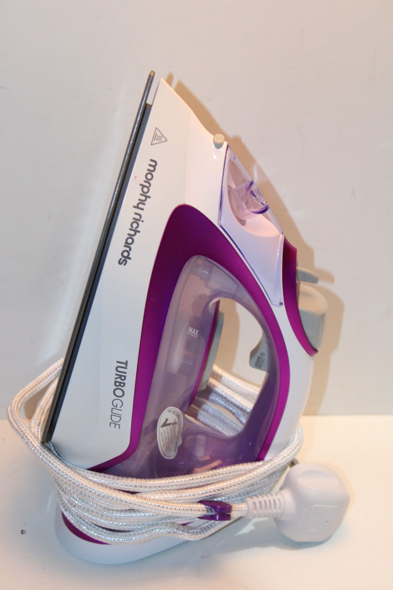 RRP £27.99 Morphy Richards 302000 Turbo Glide Steam Iron