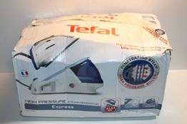 RRP £318.00 Tefal GV7466 Express Anti-Scale High Pressure Steam Generator