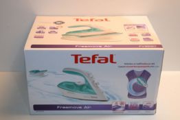 RRP £39.99 Tefal FV6520G0 Freemove Air Cordless Steam Iron, 2400 W, Blue