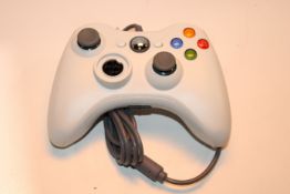 RRP £12.00 AMGGLOBAL® NEW WHITE COMPATIBLE WIRED USB CONTROLLER